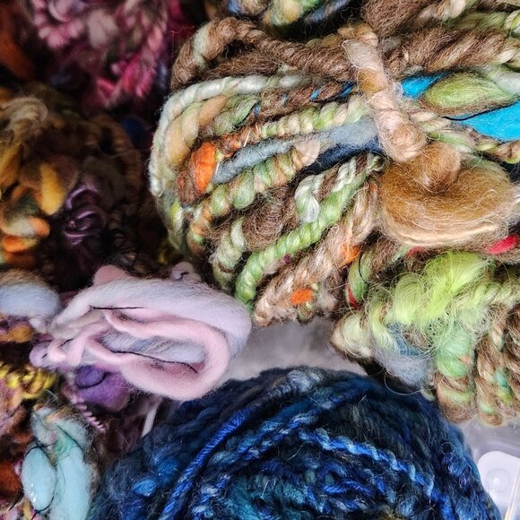 Hand spun art yarn, fantastic colors, from 2oz and up each. - Picture 2 of 5